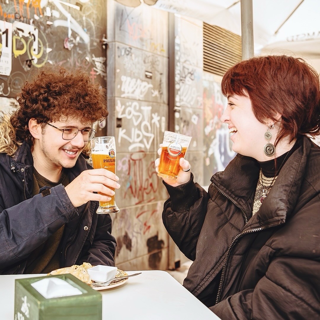 Bella Kurva — terraza exterior